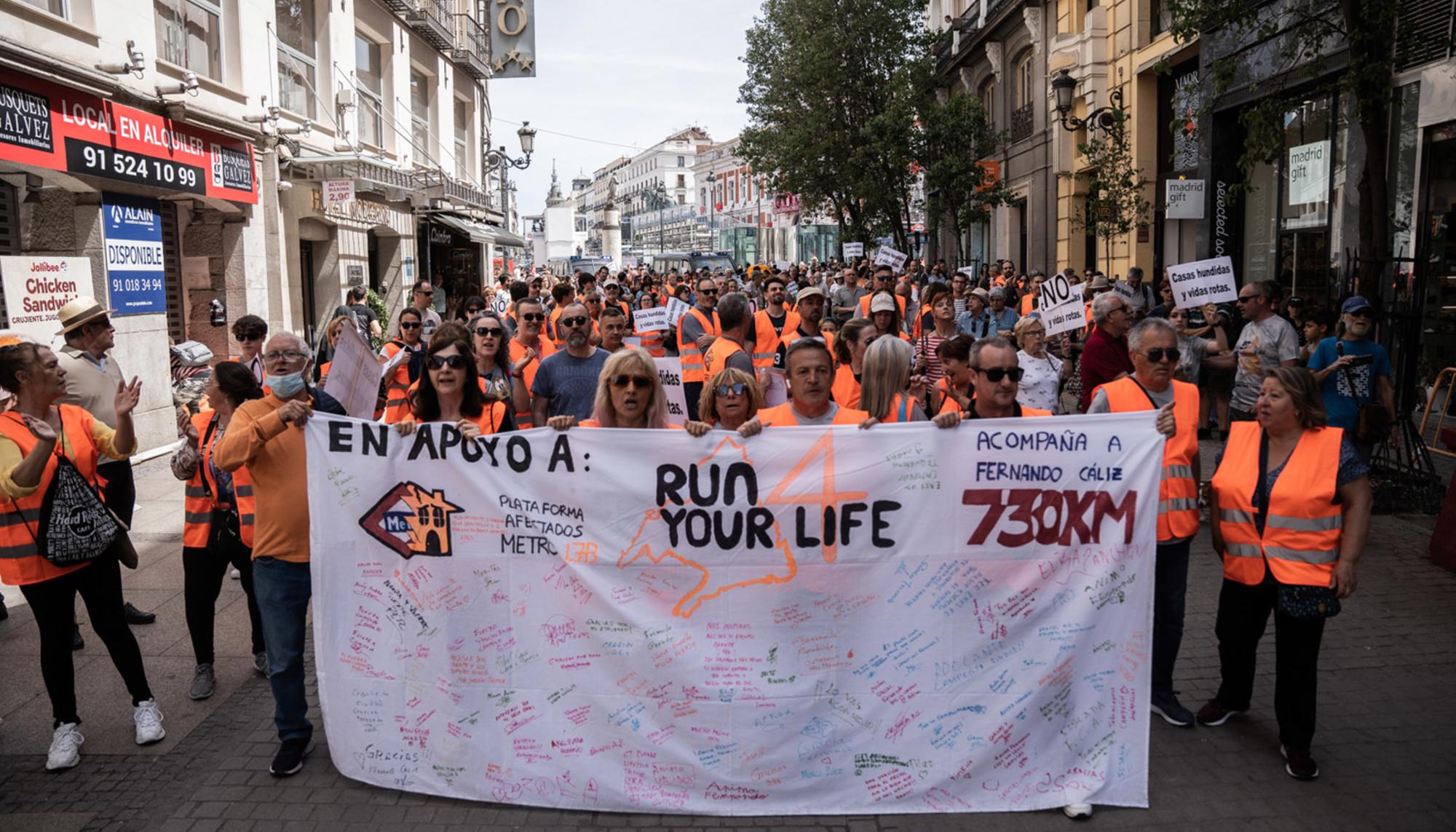 Concentración linea de metro 7B Sol 2